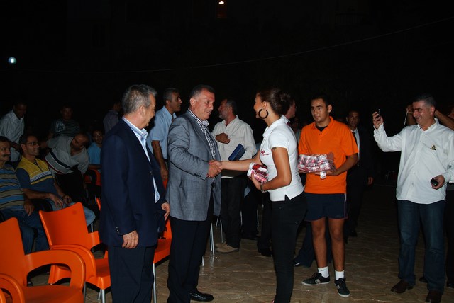 صورة الوزير ترو : البلد لا يبقى الا بالحوار