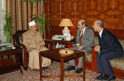 صورة شيخ الأزهر يطالب بإنقاذ الصومال ويحذر إسرائيل