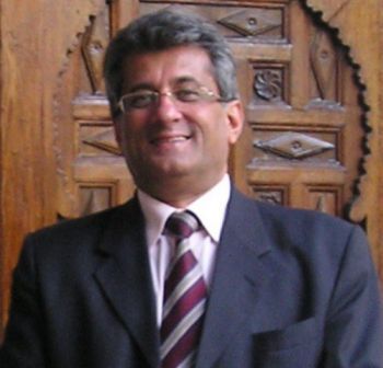 صورة د . محمد حسني الحاج عميداً لكلية الفنون