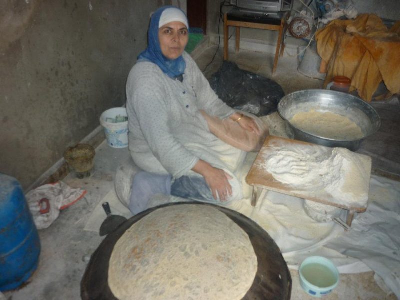 صورة وينكن يابركة الضيعة , يانسوان زمان ؟