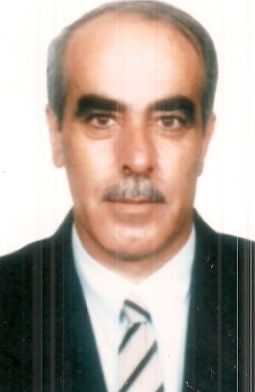 صورة أمين أبو خشفة … الأستاذ الرائد