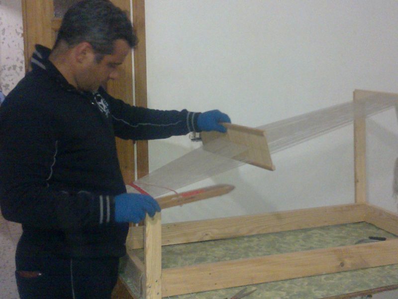 صورة وعاد النّوْلُ إلى وطنه …