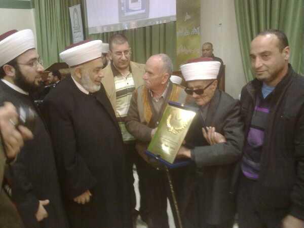 صورة دار الفتوى تحتفل بالمولد النبوي وتكرم شيوخ القراء