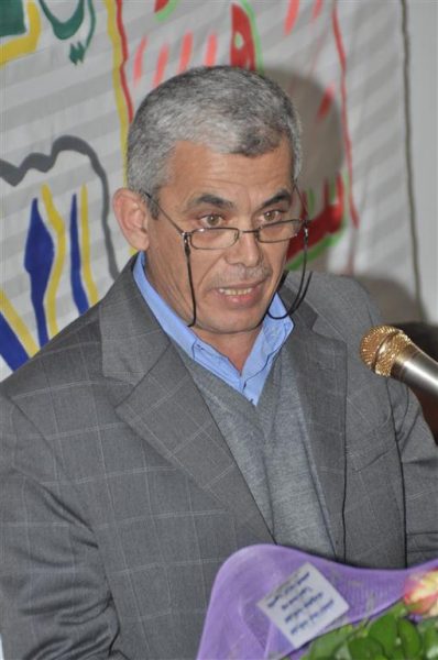 صورة ثانوية برجا تكرم الأستاذ خالد الشمعة