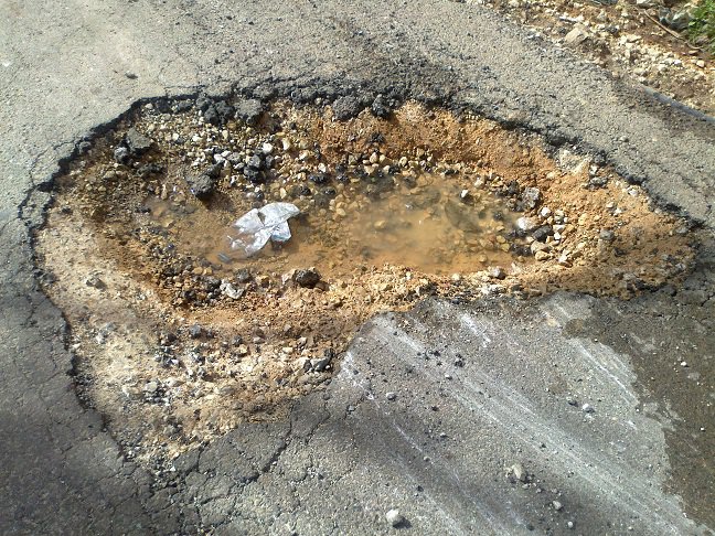 صورة عندما يُسند الأمر لغير أهله !