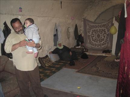 صورة إقليم الخرّوب : خيم في البرية ومنهاج سوري