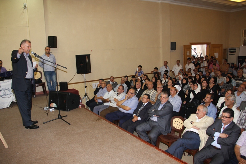 صورة حفل تأبينيّ حاشد لمختار برجا الراحل سعيد الشمعة