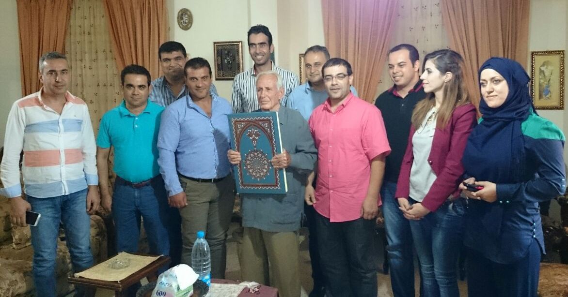 صورة المربي يونس الخطيب… أستاذاً في القوة البدنية وفي اللين