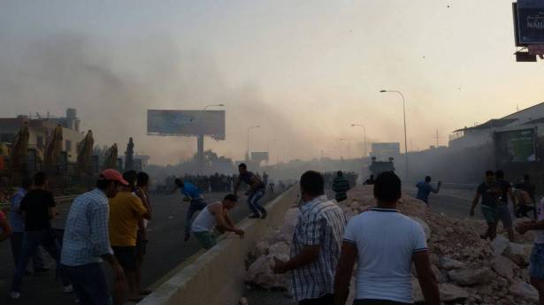 صورة جولة في برجا “الثائرة”…هكذا نرصد شاحنات جهاد العرب