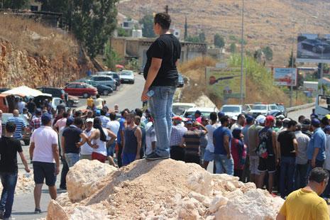 صورة انتفاضة برجا تحبط الحل المؤقت