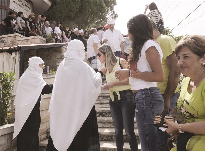 صورة هل يخلع إقليم الخروب العباءة الجنبلاطية؟