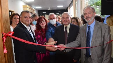 صورة الفنان التشكيلي إيهاب ترو إفتتح معرضه الأول في النادي الثقافي في برجا برعاية النائب تيمور جنبلاط